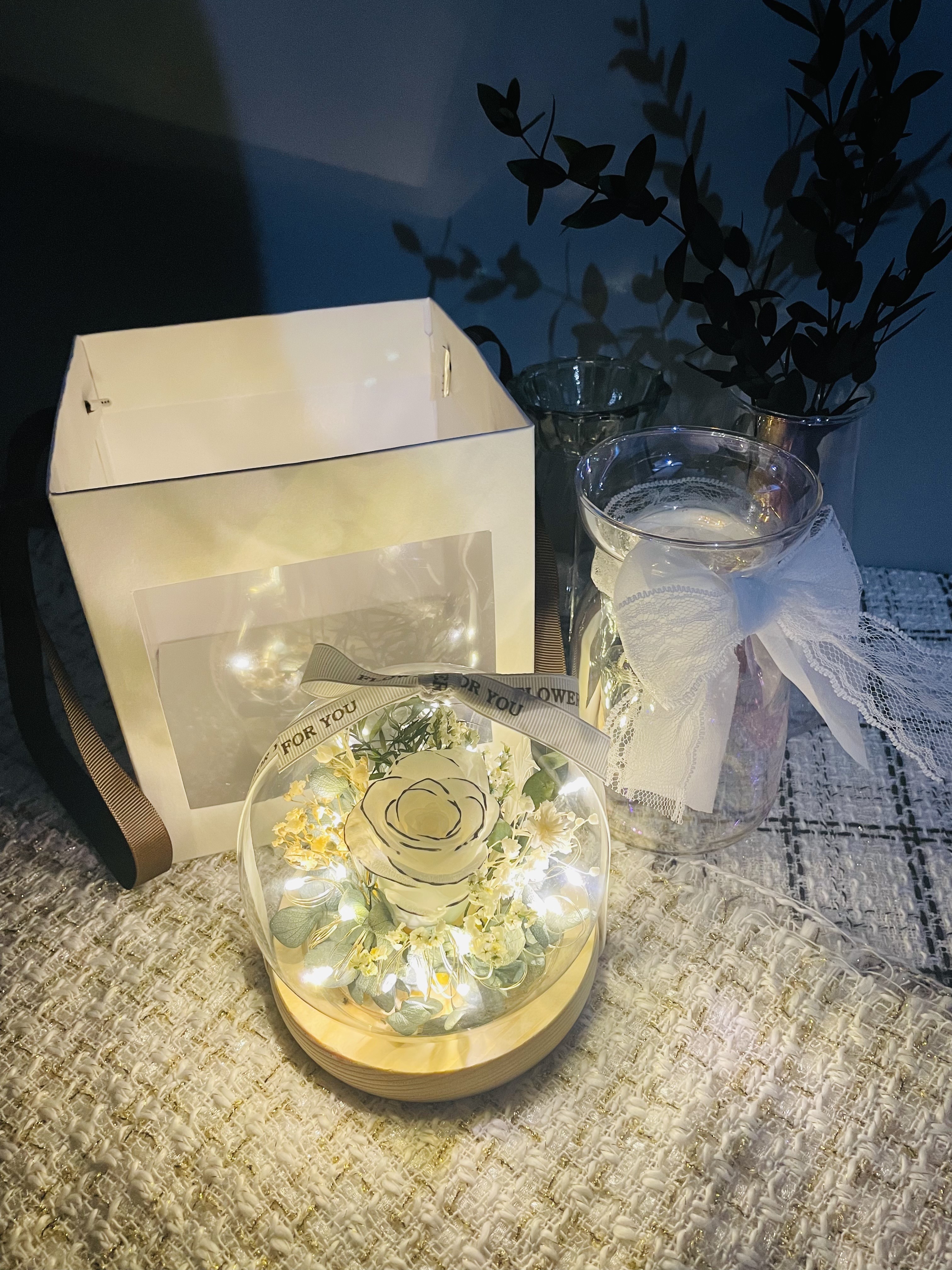 LED 원형유리돔-12 시들지않는 프리저브드 샤넬 꽃